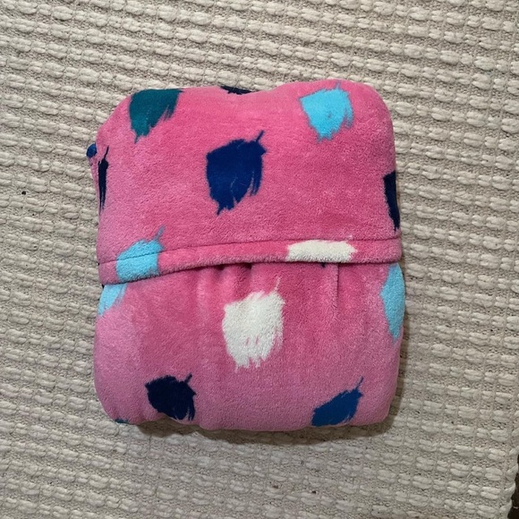 Pink Vera Bradley Blanket - Picture 2 of 2